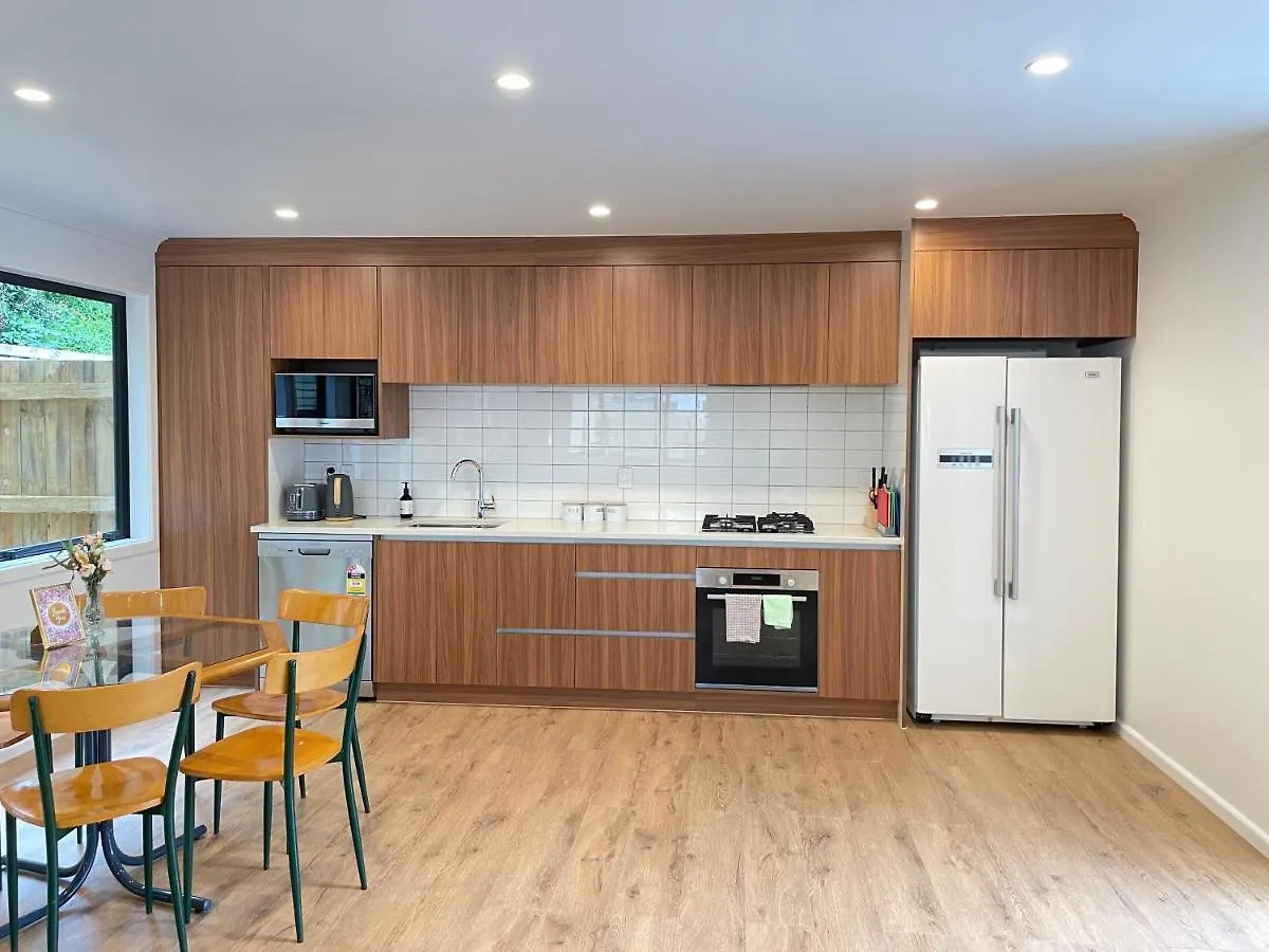 No Party Allowed, Entire Brand New 3 Bedroom Townhouse, Free Unlimited Fibre Wifi And Free Parking Wellington 0*,