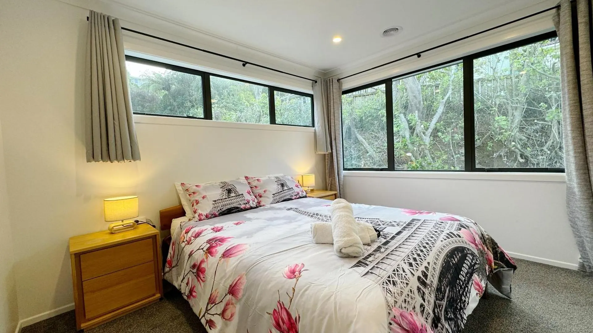 펜션 No Party Allowed, Entire Brand New 3 Bedroom Townhouse, Free Unlimited Fibre Wifi And Free Parking 웰링턴