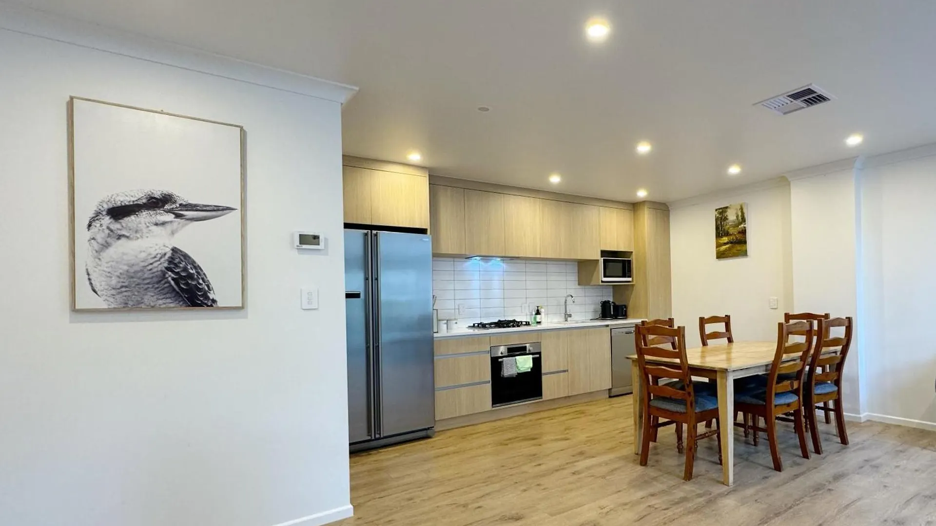 펜션 No Party Allowed, Entire Brand New 3 Bedroom Townhouse, Free Unlimited Fibre Wifi And Free Parking 웰링턴 뉴질랜드