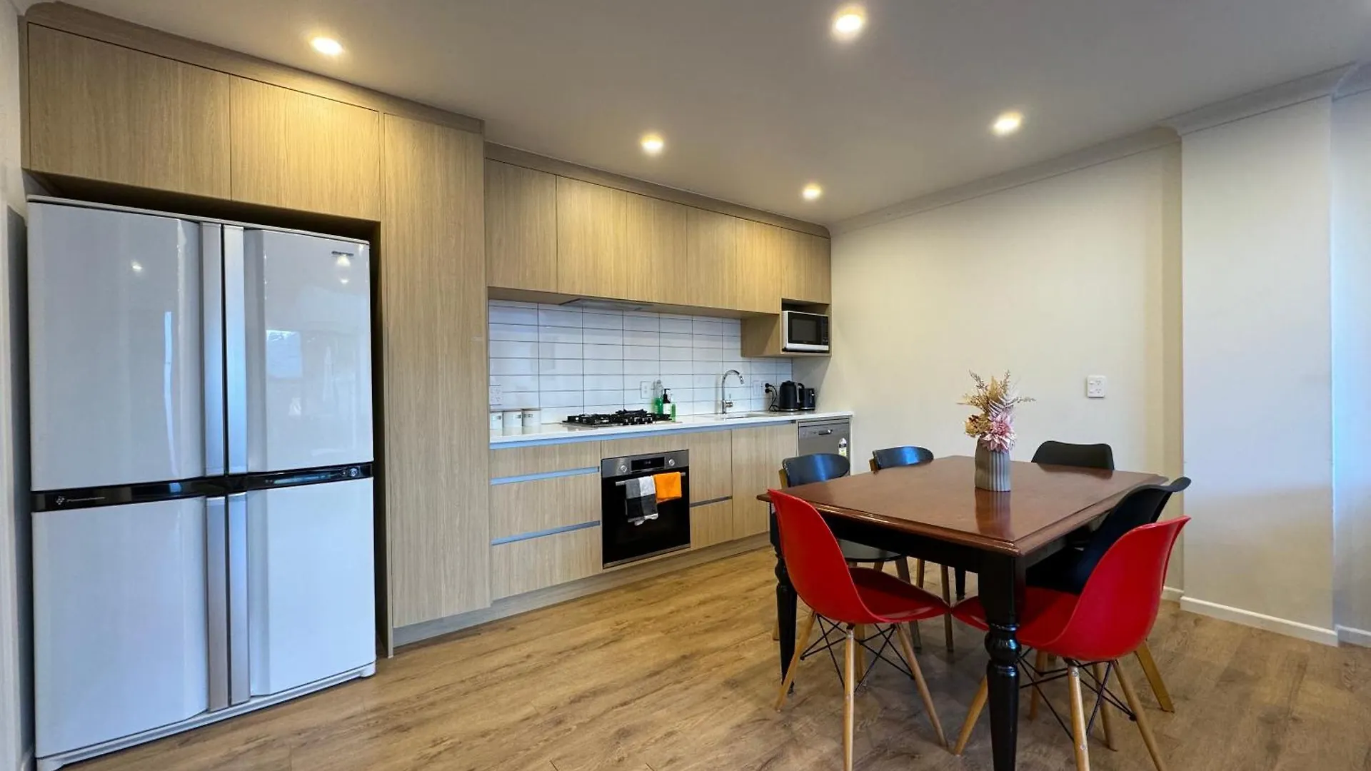 Tatil Evi No Party Allowed, Entire Brand New 3 Bedroom Townhouse, Free Unlimited Fibre Wifi And Free Parking Wellington Yeni Zelanda